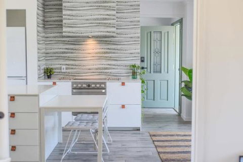 Quiet Pet Friendly Home 3 Houses To Beach Entry With Private Pool Walk To Shops - Darwin Holiday 0