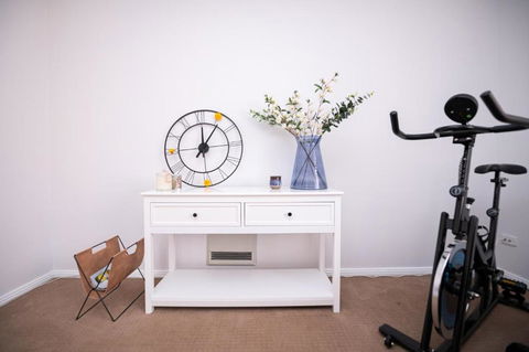 Central March 2 Bed Walk Everywhere - Darwin Holiday 3