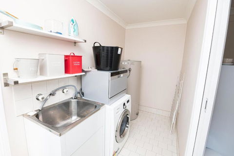 Central March 2 Bed Walk Everywhere - Darwin Holiday 2