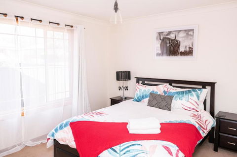 Central March 2 Bed Walk Everywhere - Darwin Holiday 6