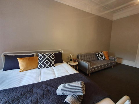 The Royal Hotel - Darwin Holiday 4