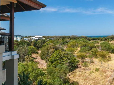 Luxury Retreat 2 Bedroom Spa Suite - Darwin Holiday 5