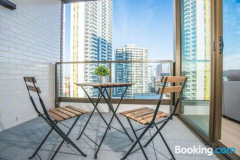 Perfect LocationCBD 2Bed2Bath APTParkingWifi - Darwin Holiday 3