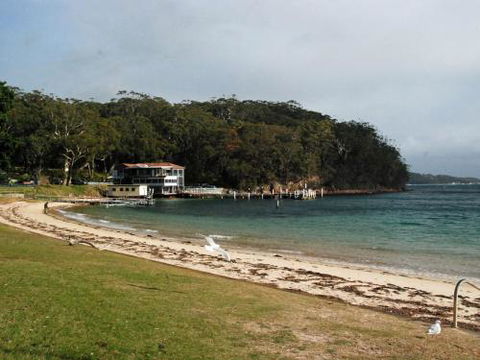 12 Ocean Shores 27 Weatherly Cl Waterfront Unit With Sensational Water Views WIFI & Air Conditioning - Darwin Holiday 2