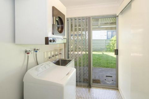 Anchors Away - Darwin Holiday 1