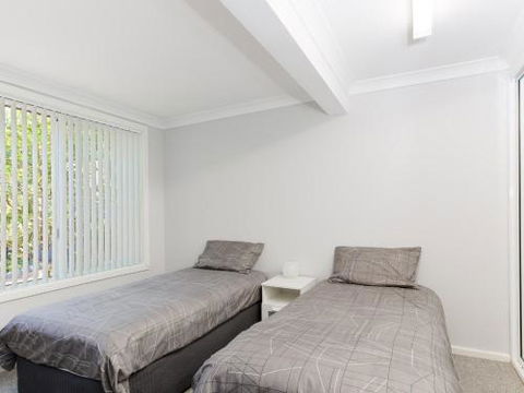 Lorikeet Retreat 2 / 117 Tomaree Rd Pet Friendly Air Conditioned Holiday House - Darwin Holiday 6