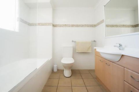 The Marina Unit 310 2 Little Street Forster - Darwin Holiday 3