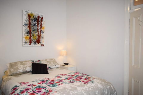 Cosy Erko 2 Bedroom Home On Edge Of Sydney City Centre - Darwin Holiday 6