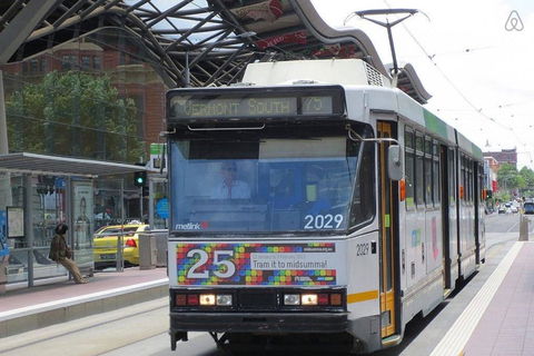 A Modern & Central Apt With Beautiful City Views - Darwin Holiday 5