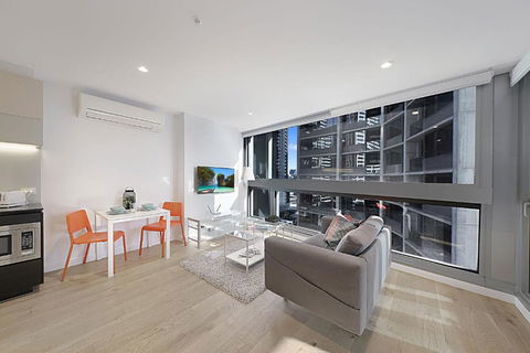 A Bright & Modern CBD Apt Next To Southern Cross - Darwin Holiday 2