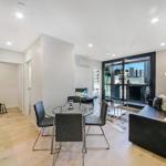 A Cozy & Stylish Suite Near Melbourne Central - Darwin Holiday 0