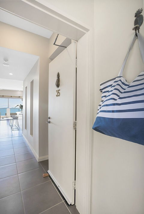 UNIT 35 Whitsundays - Darwin Holiday 0