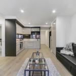 A Modern 2BR Apt 5 Min Walk To Melbourne Central - Darwin Holiday 0