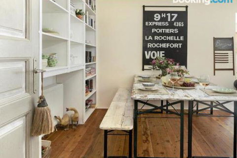 Saint Eloi Le Jardin - Darwin Holiday 1