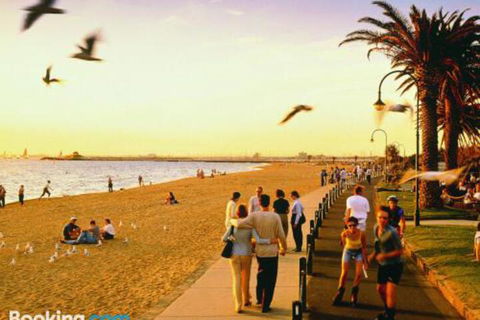 Homely Albert Park Suite Next To Grand Prix Circuit - Darwin Holiday 5