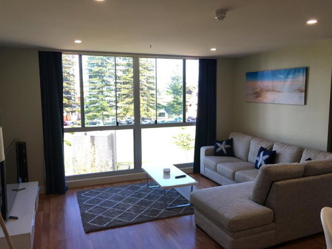 Beachside Luxury 2 Bedroom Getaway - Darwin Holiday 6