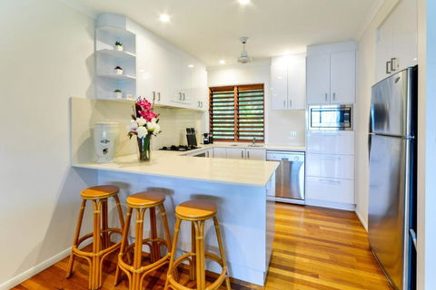 Heliconia 1 Hamilton Island 3 Bedroom Ocean View Spacious Holiday Accommodation - Darwin Holiday 3