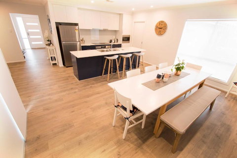 Contemporary â€˜Espritâ€™ With River Reserve Access - Darwin Holiday 3