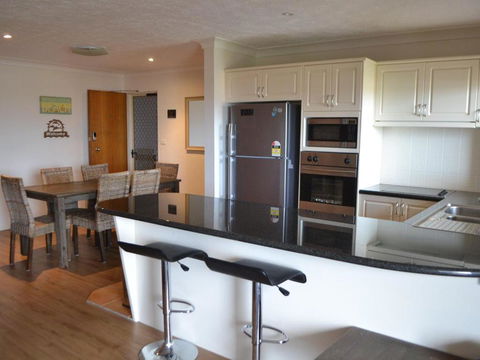 Champagne Court 10 - Darwin Holiday 6