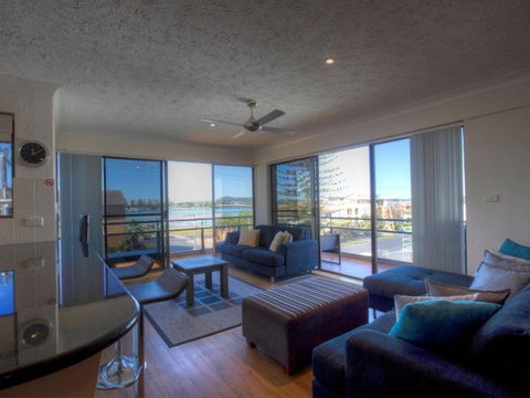 Champagne Court 10 - Darwin Holiday 2