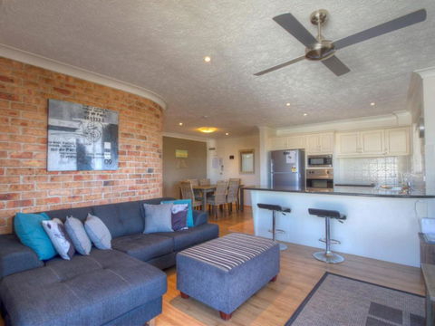 Champagne Court 10 - Darwin Holiday 5