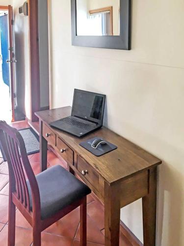 Rye 1 Sleeps 10 Great Weekender FREE WINE NETFLIX - Darwin Holiday 3