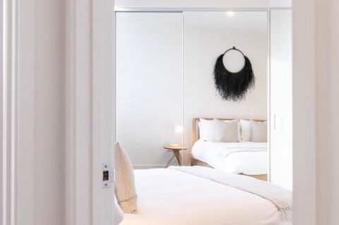 The Edge Luxurious Waterfront Apartment - Darwin Holiday 4