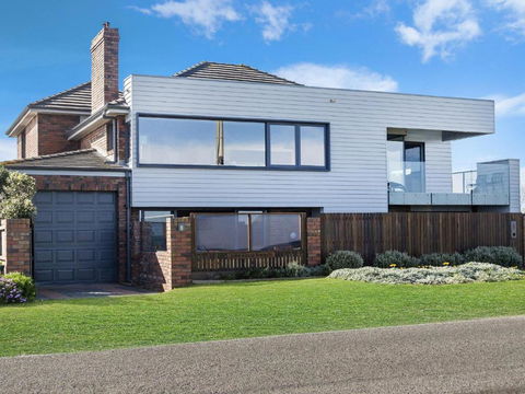 Pea Soup Beach - Darwin Holiday 6