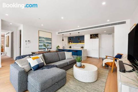 Luxe 101 At Martha Cove Waterfront Luxury On The Marina Walk To Beach - Darwin Holiday 0