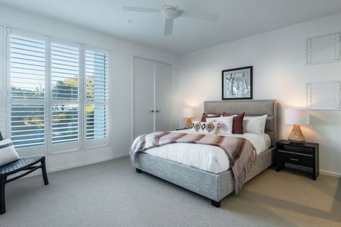 Sunshine Coast White House - Darwin Holiday 5