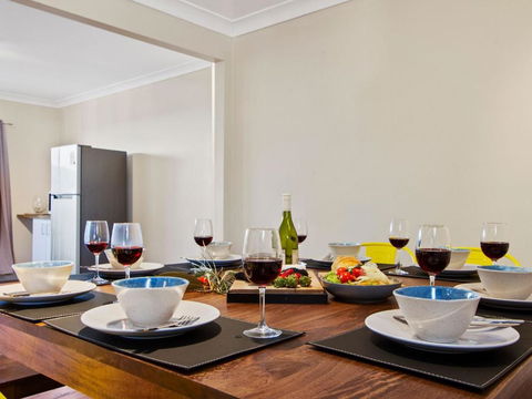 Sams Beach Shack - Darwin Holiday 3