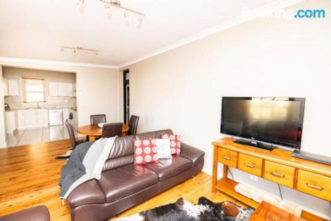 William Cottage Central Heritage Home - Darwin Holiday 3