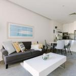 Perfect Location Spacious 2BR Apt Near Flinders Station - Darwin Holiday 0