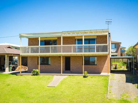 Williams Wonder Large Beach House - Darwin Holiday 0