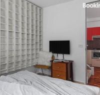 Heart of Sandringham Apartment by Ready Set Host - Darwin Holiday