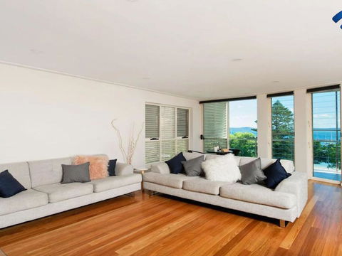 Blue Bird At Nelson Bay - Darwin Holiday 2