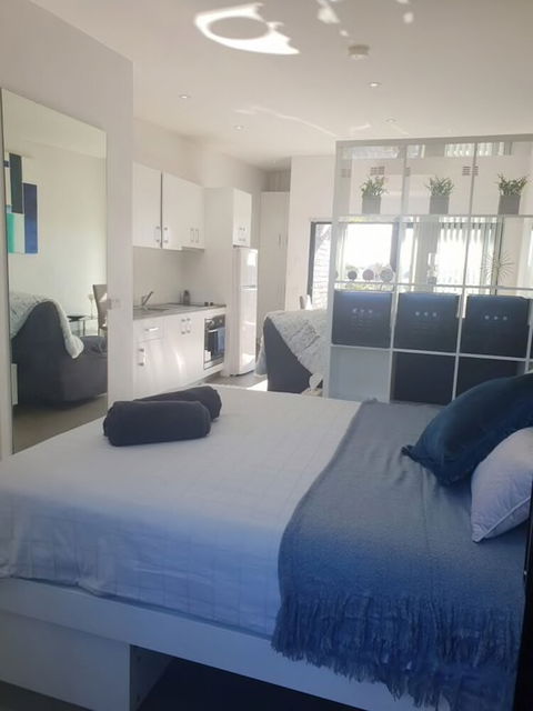 Great Location Hip Studio 5Km To City - Darwin Holiday 2