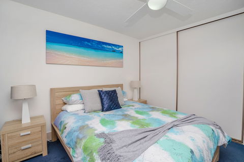 Beachside Views With Pool & Netflix - Darwin Holiday 5