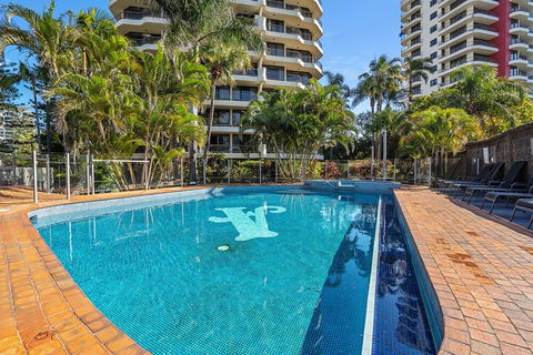 Terrific Location Large 2BR 2 Bath Apt - Darwin Holiday 2