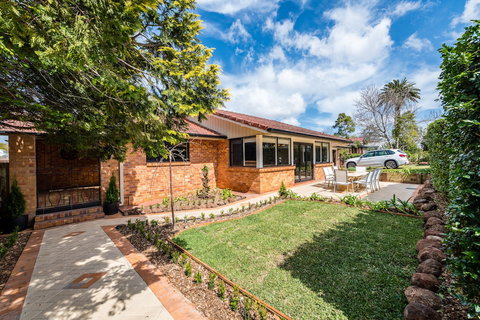 Hedge House- Luxury Space Style Location - Darwin Holiday 1