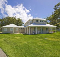 Echo Beach House 16 Reflections Dr Luxurious House with Magnificent Pool  Ducted Air - Darwin Holiday