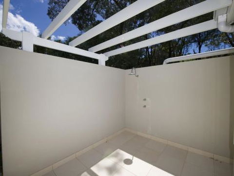 Echo Beach House 16 Reflections Dr Luxurious House With Magnificent Pool & Ducted Air - Darwin Holiday 2