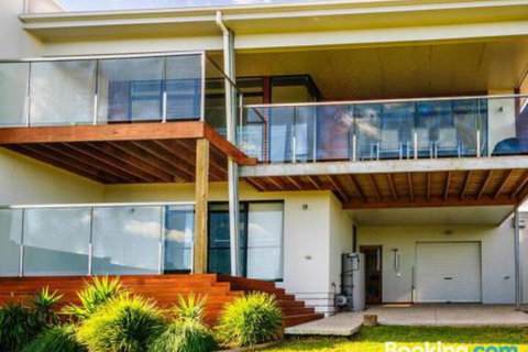 Villa Isola - Darwin Holiday 3