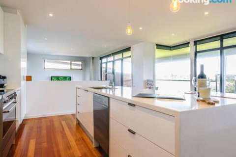 Villa Isola - Darwin Holiday 5