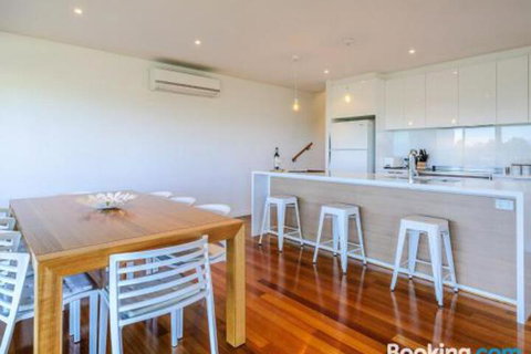 Villa Isola - Darwin Holiday 2