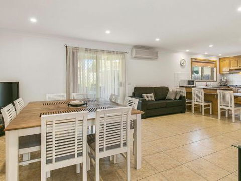 Yarramundi Retreat - Darwin Holiday 5