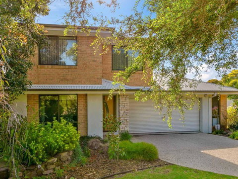 Wild Waves - Darwin Holiday 6