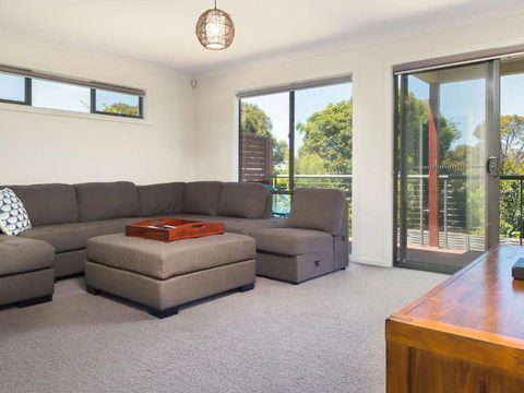 Beachside Villa Cowes - Darwin Holiday 1