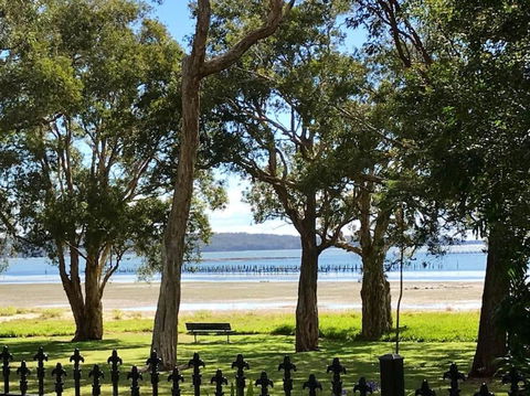 Spacious Townhouse Complete With Floating Mooring! - Darwin Holiday 2