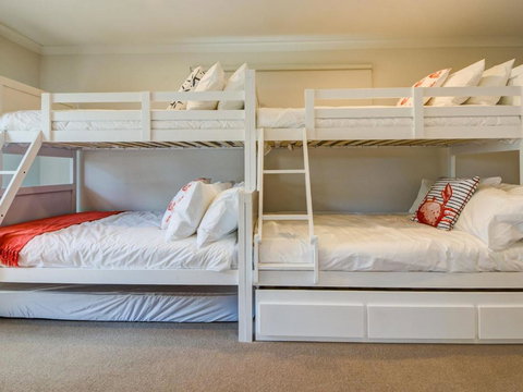 One 20 Seven - Darwin Holiday 4